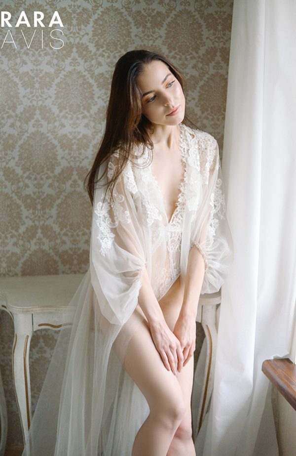 plus size bride robe Linas by rara avis with volumised long lace sleeves, image 4