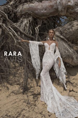 sexy boho wedding dress Lari by Rara Avis with mermaid silhouette, statement long sleeves and deep sweetheart neckline, image 2