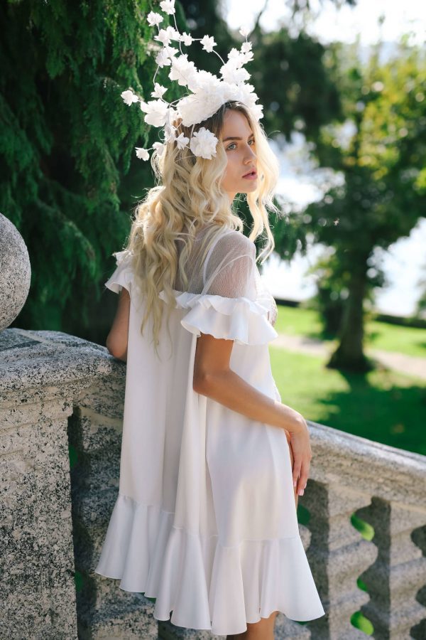 short bridesmaid robe cheap Lorela with lace neckline and ruffles by rara avis, image 3