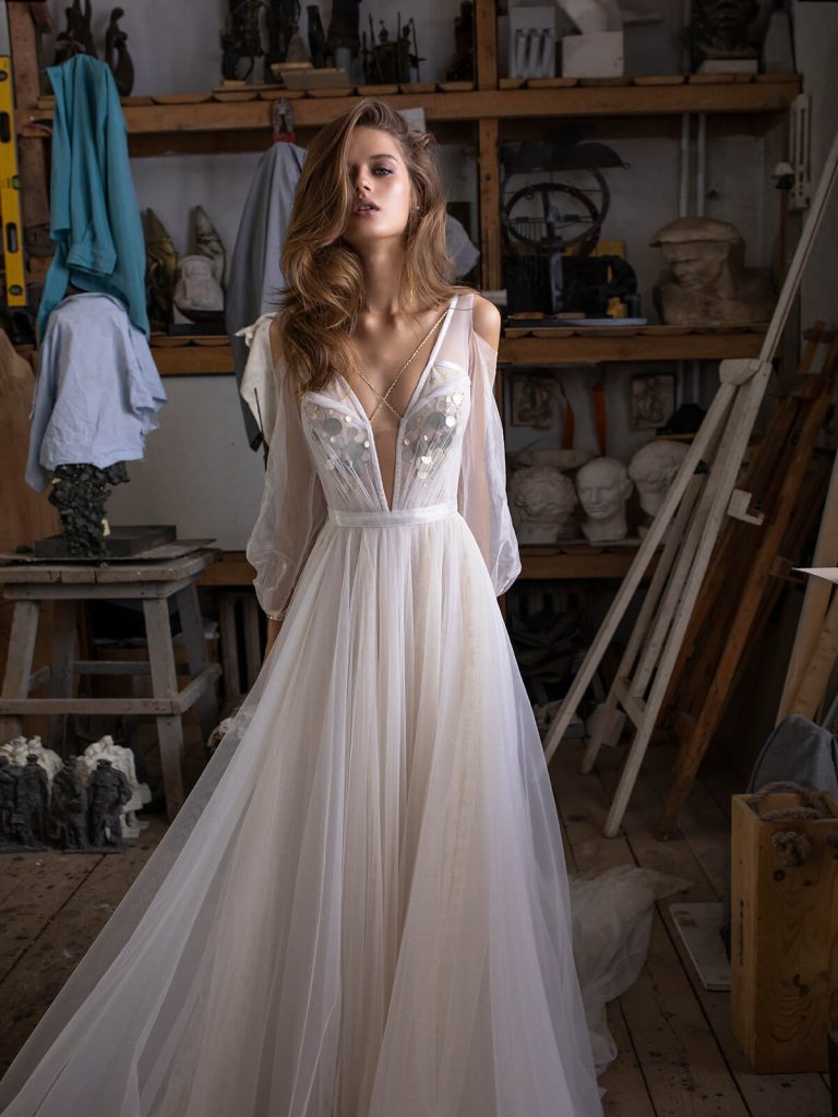 Pleiferi wedding dress for modern bride