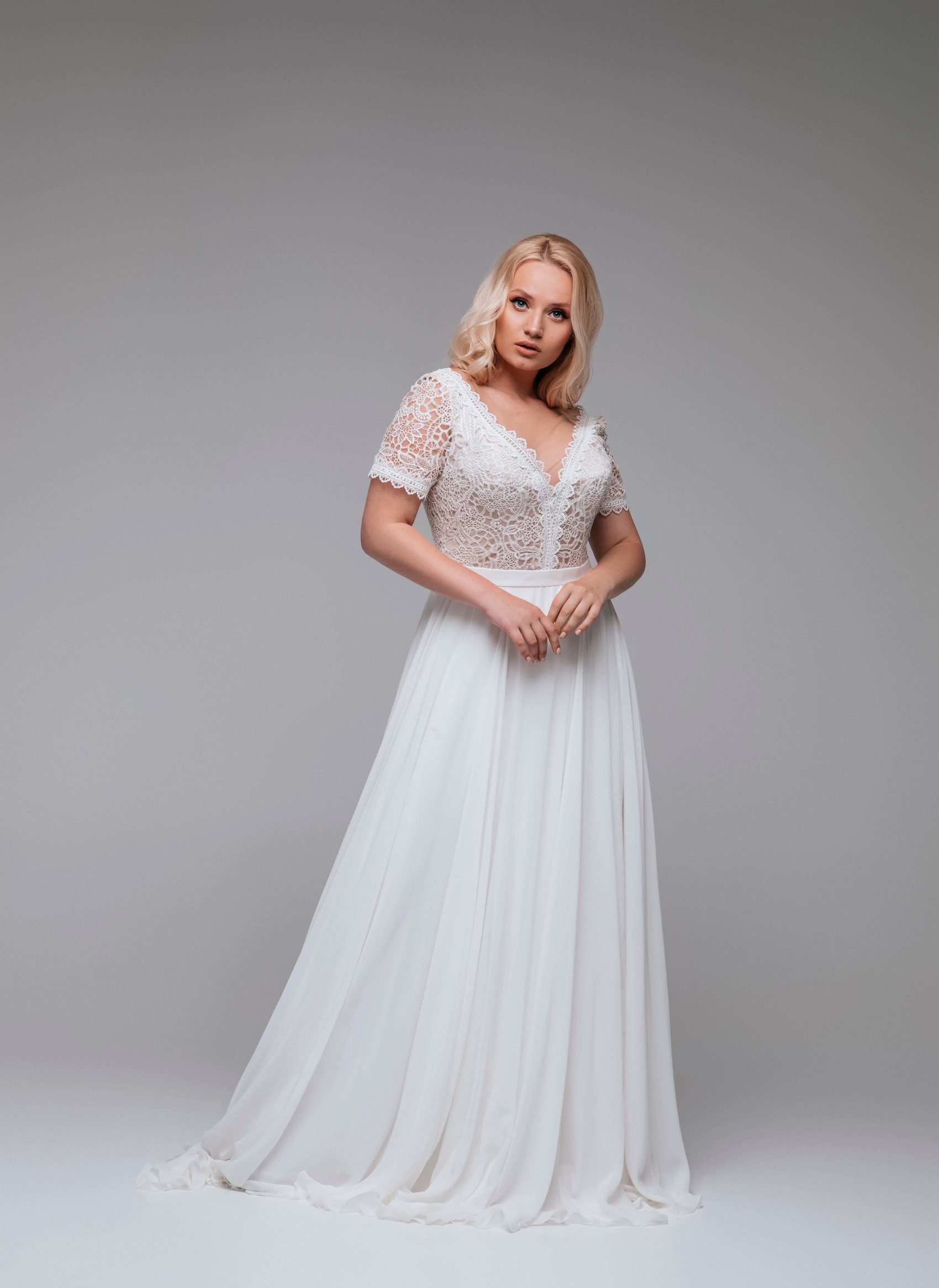 Shop Rara Avis Plus Size Wedding Dress Sivilia in | Dell'Amore Bridal