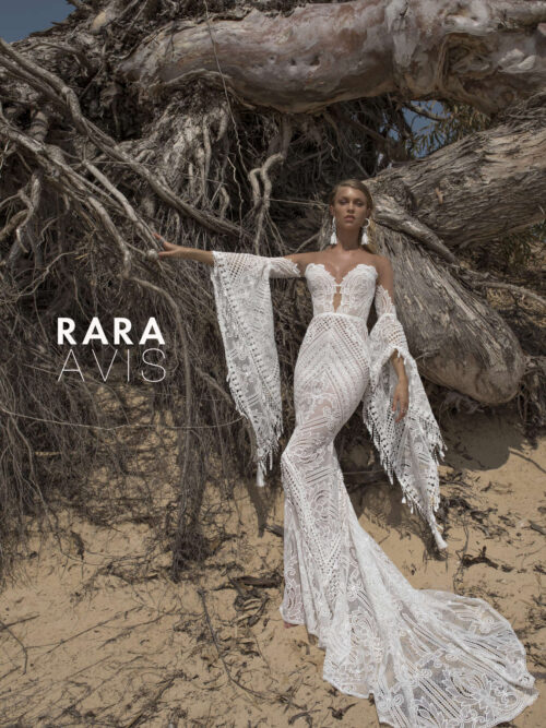 sexy boho wedding dress Lari by Rara Avis with mermaid silhouette, statement long sleeves and deep sweetheart neckline.4